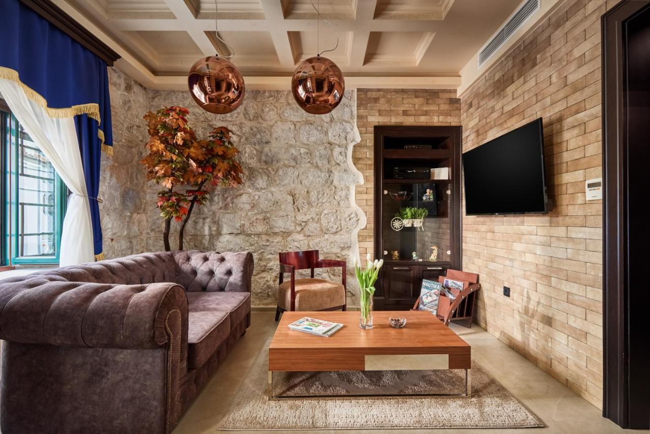 Apartment Lav In The City Centre Kotor Kültér fotó